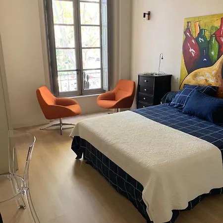 Le Louvre Apartment